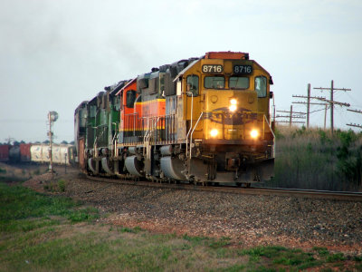 BNSF 8716