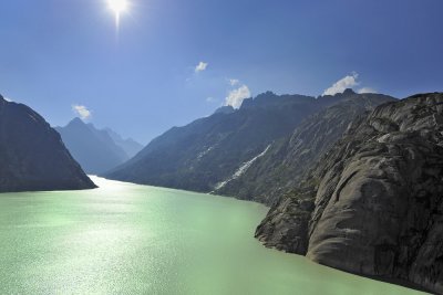 The upper dam at the top of Grimsel Pass