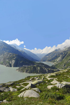 The upper and lower dams at the top of Grimsel Pass
