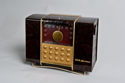 Radio a lampe _ RCA Victor Modle BP 500 _ 1950
