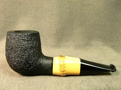 Starkes Stück mit prächtiger Sandstrahlung: TSUGE Fatboy.