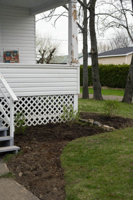 Front verranda garden started