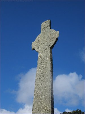 Iona: MacLean's Cross