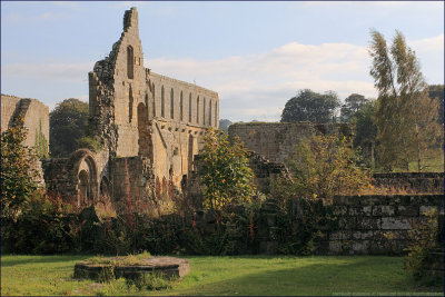 Jervaulx Abbey ruins in Autumn