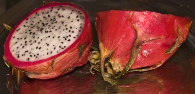 pitahaya, hylocereus undantus, dragon fruit