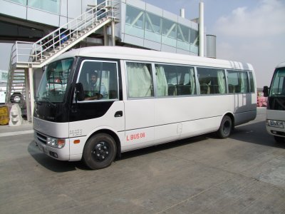 Bus 2008 Mitsubishi Fuso Rosa 29 L Bus 006.jpg