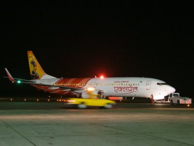 0158 25th October 08 Air India Express 737-800 at Sharjah Airport.jpg