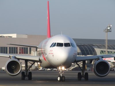 0722 25th October 08 Air Arabia A320 on Taxiway Delta at Sharjah Airport.jpg