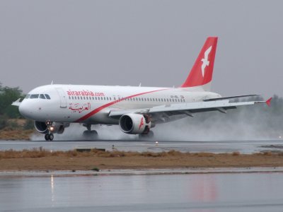 1331 17th December 08 Wet landing at Sharjah Airport.jpg