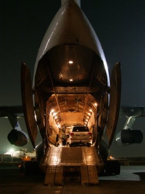 2106 25th January 09 IL76 loading at Sharjah Airport.jpg