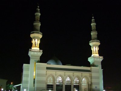 2009 27th February 09 Warqa Mosque.jpg
