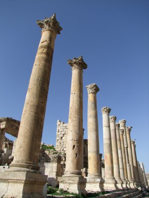 The Cardo Colonnaded Street 10 Jerash Jordan.jpg