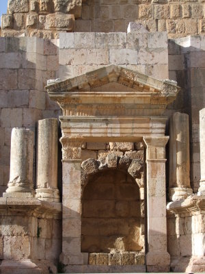 South Theater 3 Jerash Jordan.jpg