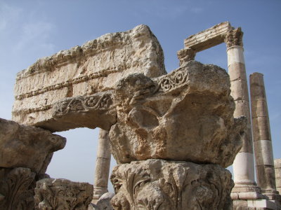 Roman Temple to Jupiter  Amman Jordan.jpg