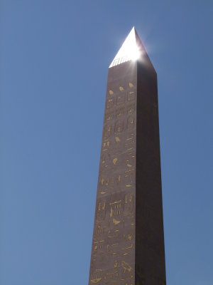 Obelisk Wafi City Dubai.jpg