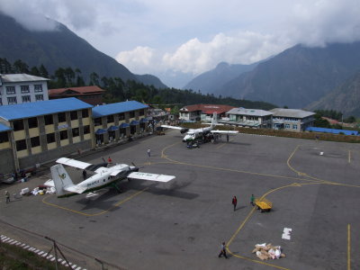 Lukla Airport.JPG