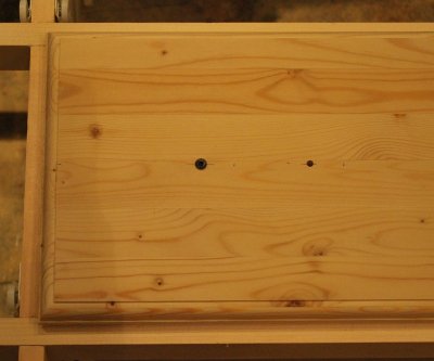 DSC_0929_screw_panel_on_temp.jpg