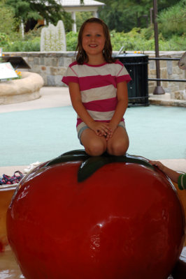 Reagan and the huge tomato
