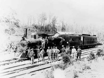 07 Commissioners Train 1900.jpg