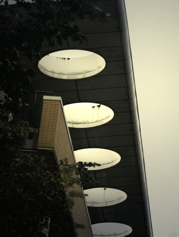 Whitechapel flats.jpg