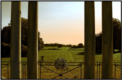 Wiltshire mansion grounds.jpg