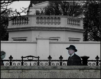 Marylebone black hat.jpg