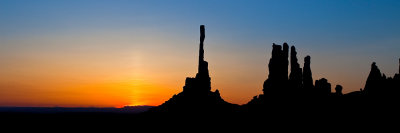 Pinnacles Sunrise - Monument Valley