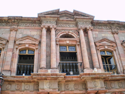 Facade of Teatro Angela Peralta