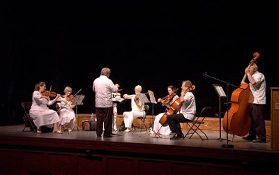 Strings rehearse at Casa de la Cultura de Tijuana