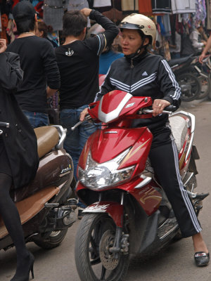 PC239894_lr.jpg