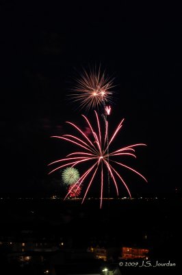 Fireworks1380b.jpg
