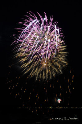 Fireworks1450b.jpg