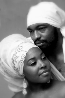 African couple_2703cale B&W.JPG