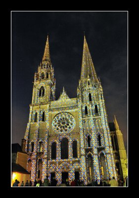 Cathedrale de Chartres illumine 2009 (EPO_9105)
