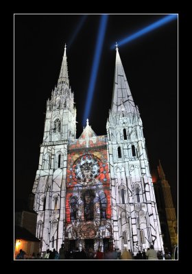Cathedrale de Chartres illumine 2009 (EPO_9117)