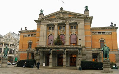 National Theater on Karl Johansgate