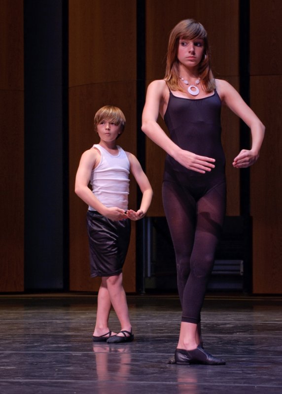 DANCEREH051309 078-.jpg