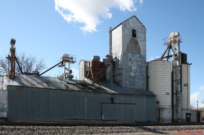 Dalhart - Welch Grain 4th St. - Studded construction with tile storage bins Mp 417.