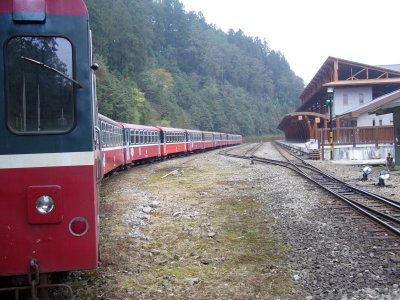 阿里山火車站外