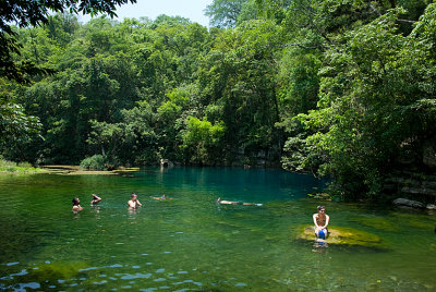 Nacimiento Swimming. Nikon D80