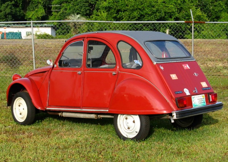 2CV 004.jpg