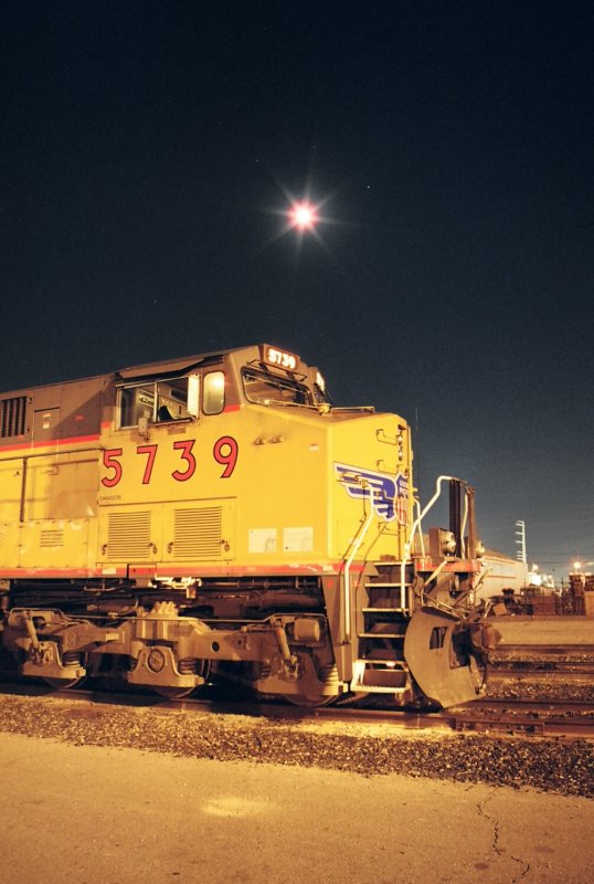 UP 5739