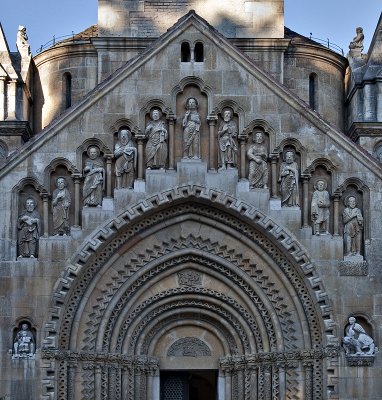Romanesque section, Jak Chapel
