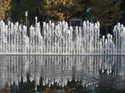 Freedom Square, Interactive Fountain