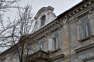 Venerable facade