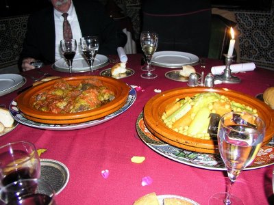 045 Marrakech - farewell dinner - Food glorious food.JPG