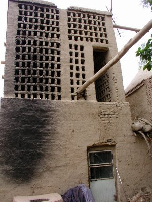 Turfan - house with fruit drying room on top