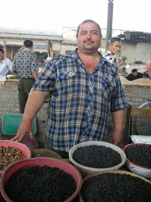 Uzbek bazaar vendor