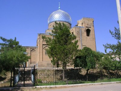 Tashkent - library exterior