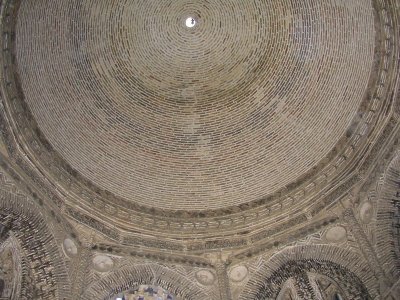 Bukara - the exquisite 10th Century Sumani Masoleum - ceiling